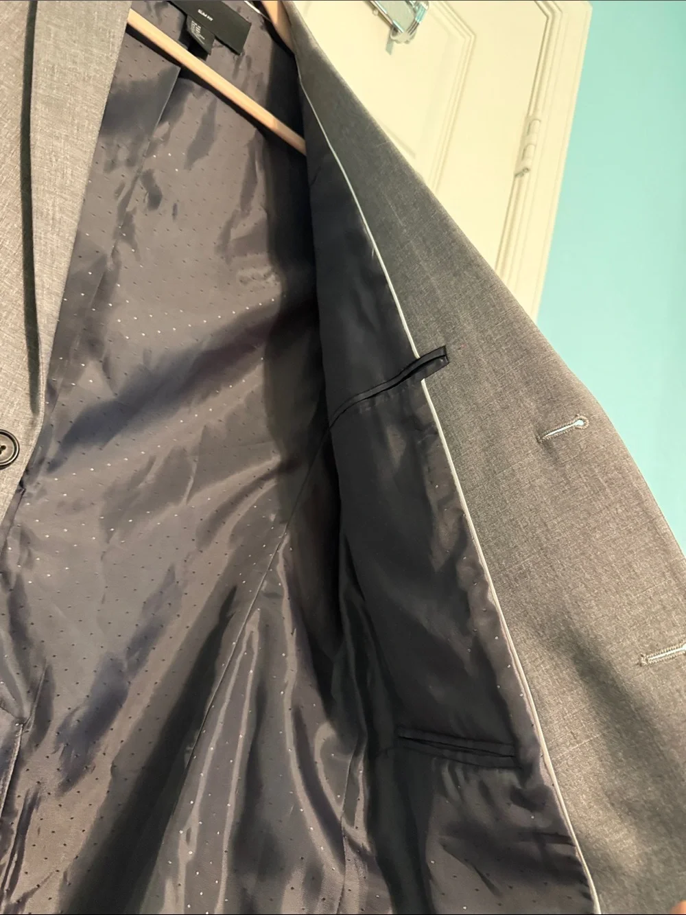 H&M Men's Light Gray Two-Button Sport Coat
